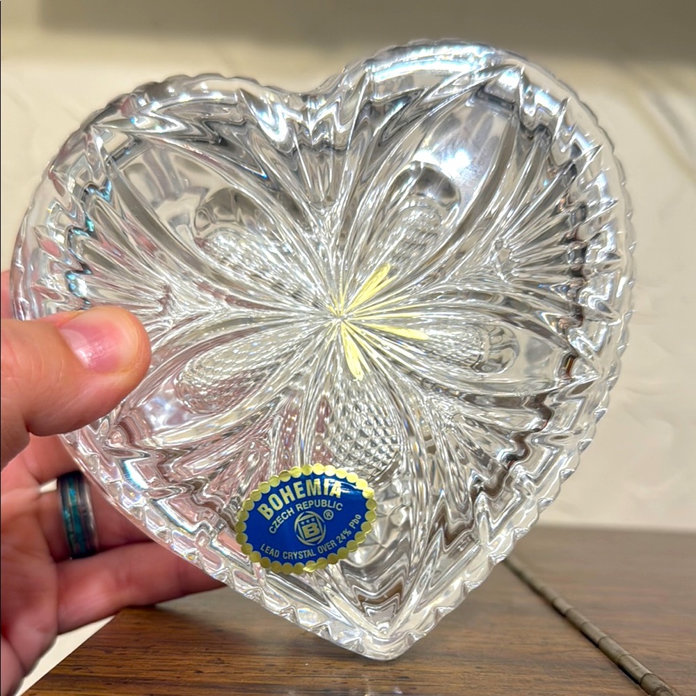 Vintage Bohemia Czech Republic Heart Candy Dish 24% Lead Crystal Trust Blet Bowl